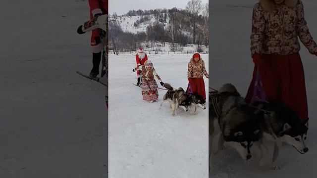Как мы празднуем Коляду? Да весело? смотреть онлайн