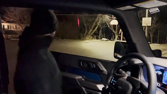 2021 Ford Bronco Window Frozen and Door Won't Close!? смотреть онлайн