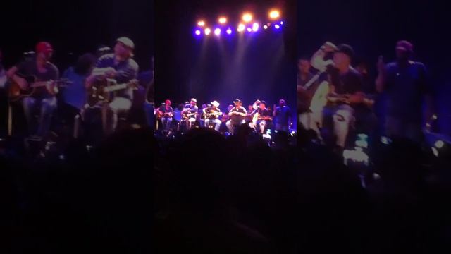 Dirt Road Anthem (Dallas Davidson, Jason Aldean, Brantley Gilbert & Colt Ford) смотреть онлайн