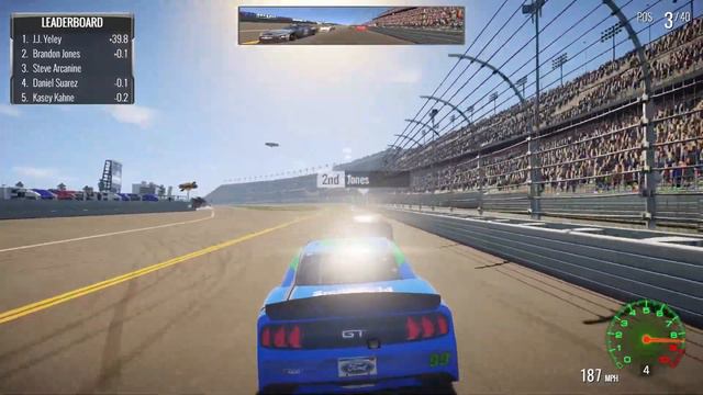 2017 PowerShares QQQ 300 | Xfinity Round 1/33 | NASCAR Heat 2 (PC) смотреть онлайн