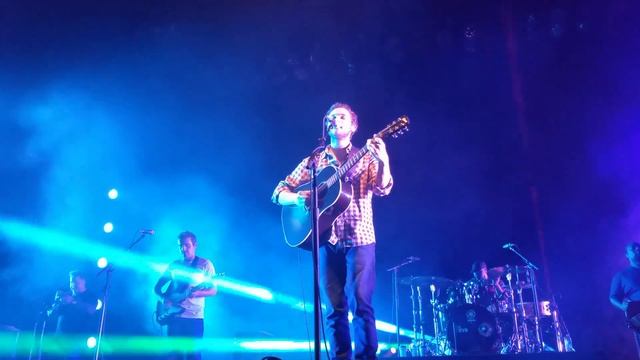 Phillip Phillips My Boy live at Everett 10-21-14 смотреть онлайн