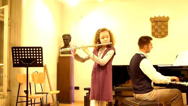 Petra Zorica first flute concert.MP4 смотреть онлайн