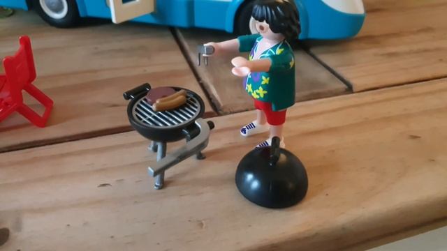 PLAYMOBIL CAMPERVAN 70088 | CAMPING RANGE | FAMILY FUN | SURPRISE PACKAGE смотреть онлайн
