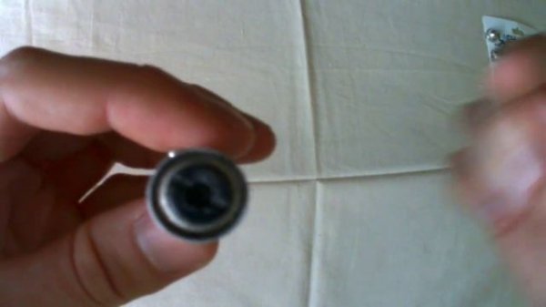 Как сделать бюджетный микроскоп / Simple microscope at home