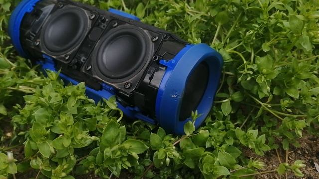 JBL charge 3 outdoor bass test with new drivers (65%volume) (sorry for wind sound) смотреть онлайн