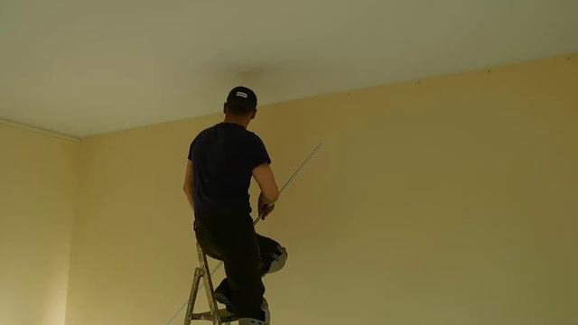 Как повесить картину, не испортив стену? смотреть онлайн