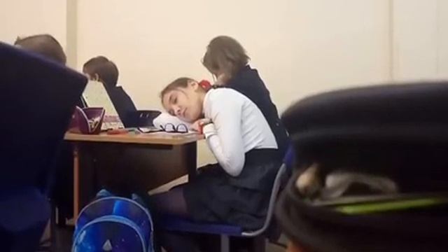 Спим на уроке смотреть онлайн