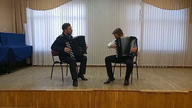 "В лесу прифронтовом" смотреть онлайн