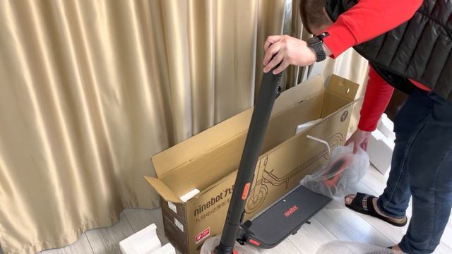 Xiaomi Ninebot Electric Scooter ES1L CN смотреть онлайн