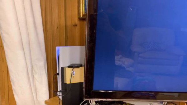 PS5 не включается! PS5 Won't turn on!