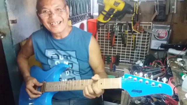 max rufo noodling on my guitar смотреть онлайн