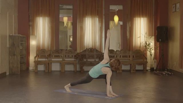 Atmananda Yoga Sequence: Advanced смотреть онлайн
