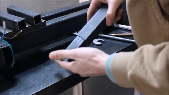 tornio per legno fai da te (homemade wood lathe) смотреть онлайн