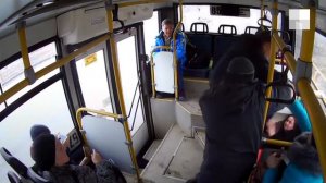 Драка в автобусе ШОК!!
