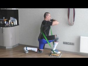 Выпады с резиной: техника и нюансы