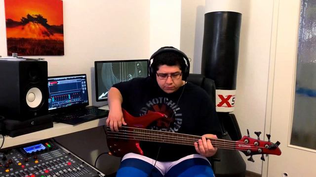 Fuel - Metallica - [Bass Cover] смотреть онлайн