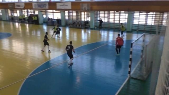 Шок Редкие кадры как мячем попали в камеру смотреть онлайн