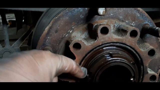 Ремонт ABS на MAN TGL часть 2, замена датчика АБС на СТО