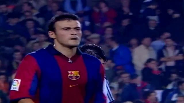 Luis Figo vs Barcelona (1st Time On Camp Nou As Real Madrid Player) смотреть онлайн