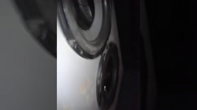 Ground Zero 4125X качает 2x10