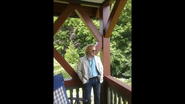 takis biniaris -ΜΑΝΟΥΛΑ ΜΟΥ смотреть онлайн