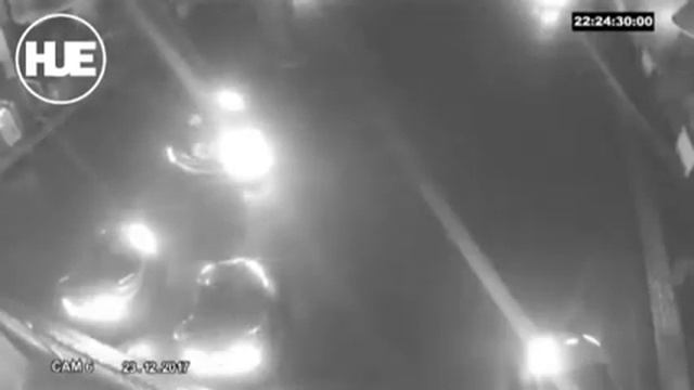 Барнаулец устроил сыну праздник после закрытия торгового центра смотреть онлайн