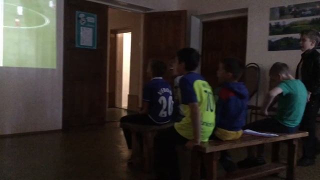 Первая смена в "Сосновом бору" смотреть онлайн