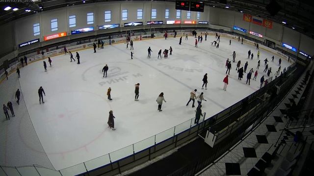 Арена "Север" - сейчас на льду ... смотреть онлайн