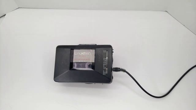 Sony Walkman Portable AM/FM Radio Cassette Player WM-AF23. смотреть онлайн