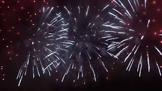 Салют и акция Свеча Памяти в День освобождения Калинина в Твери 2018 смотреть онлайн