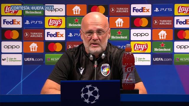 Michal Bílek y Lukáš Hejda SABEN de lo PELIGROSO que será Robert Lewandoski con el FC Barcelona смотреть онлайн
