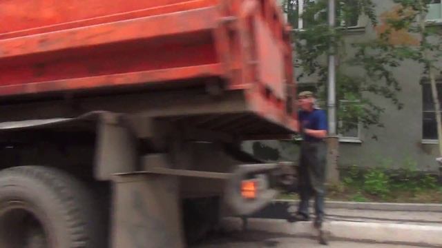 Восстановление асфальта после потопа смотреть онлайн