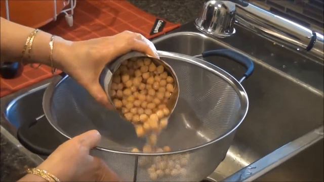 Vegan - Chickpeas - Tangy Channa - PASS THE MASALA смотреть онлайн