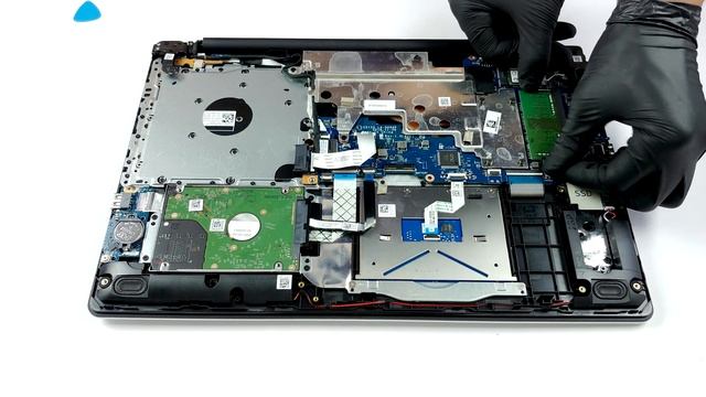 ?️ Dell Inspiron 15 3582 - disassembly and upgrade options смотреть онлайн