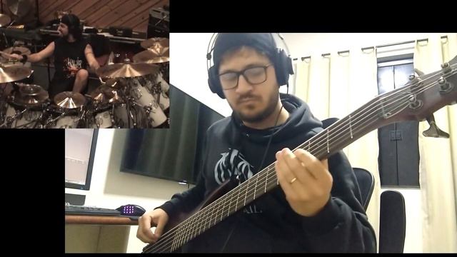 Constant Motion - Dream Theater Bass Cover смотреть онлайн