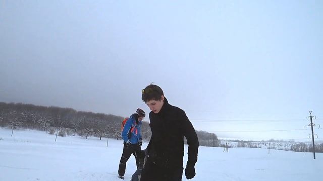 За Волгу в с.Торновое, к монументу СЕРП и МОЛОТ (19.01.2019) смотреть онлайн
