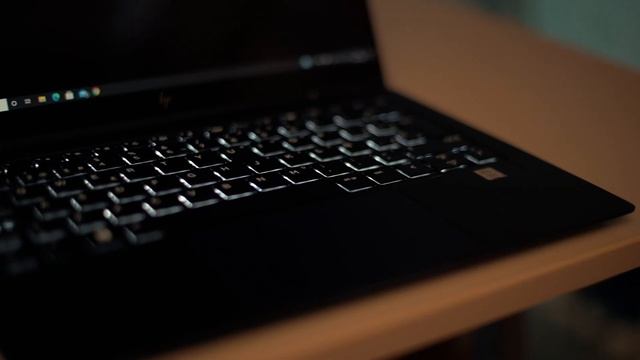 HP Elite Dragonfly, análisis en español смотреть онлайн