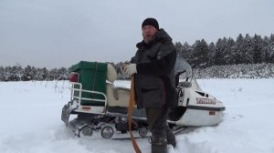 Застряли? как достать снегоход из сугроба