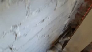 Установка маяков для штукатурки по лазерному уровню.