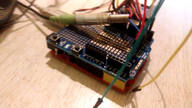 Arduino UNO and SD card reader смотреть онлайн