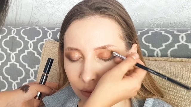 ЯРКИЙ МАКИЯЖ В ОСЕННИХ ТОНАХ смотреть онлайн