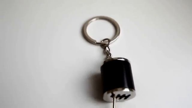 Брелок "Коробка передач" смотреть онлайн
