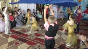 Танец золотая рыбка.