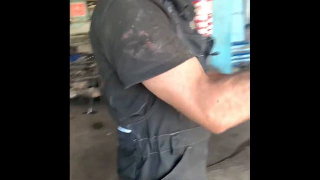 Форд Фьюжин 2007 г. Замена сайлент блока задней балки.