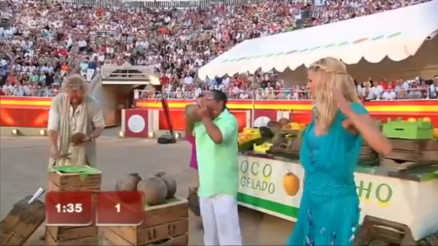 Открывает кокосы зубами смотреть онлайн