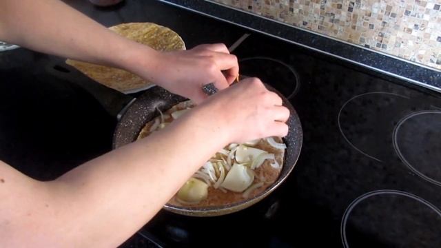 Быстрая Пицца на Сковороде из Лаваша за 10 минут!!!Смотри,рецепт супер!!!! смотреть онлайн