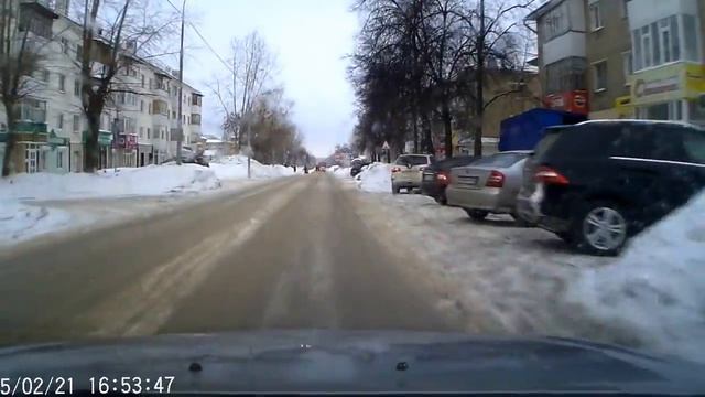 ВИДЕОРЕГИСТРАТОР DOFFLER DV273 Съемка днем. смотреть онлайн