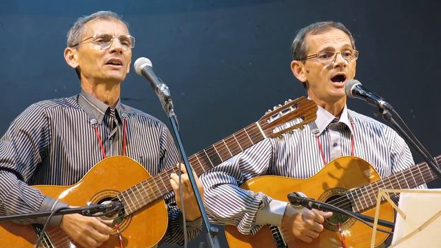 Братья Шапиро "Белой акации гроздья душистые" смотреть онлайн