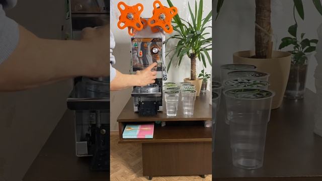 Запайщик стаканов бабл ти # bubble tea смотреть онлайн