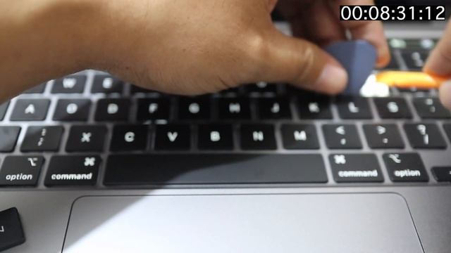 Change QWERTY to DVORAK Keyboard Layout of Macbook Pro 2020 смотреть онлайн